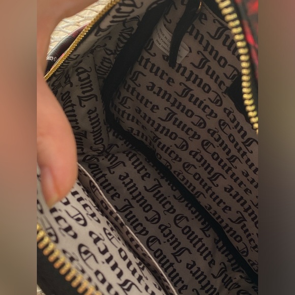 NWT JUICY COUTURE WOMENS MINI BACKBAG PATTERN'S PETAL ROSES - Picture 9 of 9